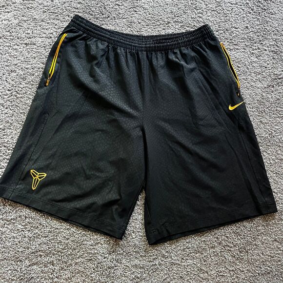 Nike Kobe Basketball Shorts Black Mamba Snakeskin Yellow Lakers Mens 2XL Dri-Fit - Picture 1 of 11